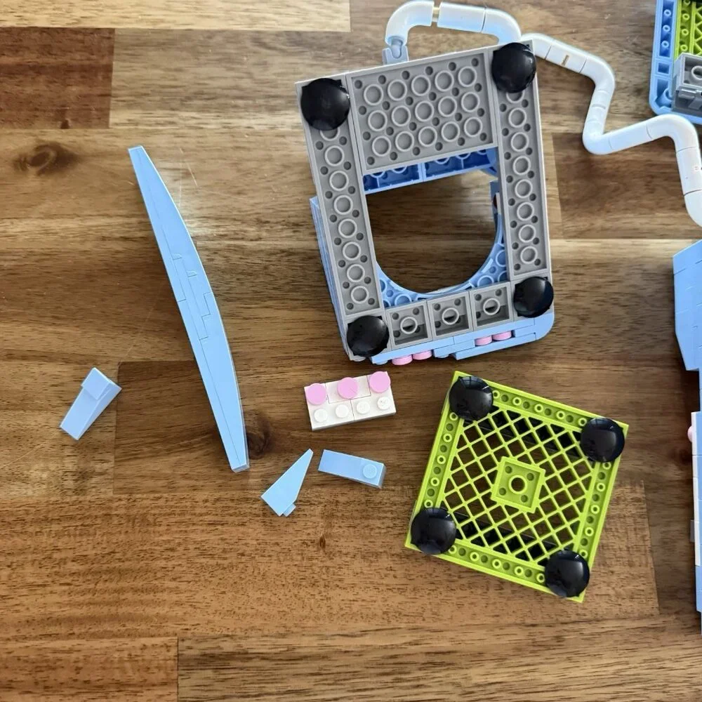 Lego Creator Pieces Blue Telephone.‎ INCOMPLETE SET / MISSING PIECES - AS IS